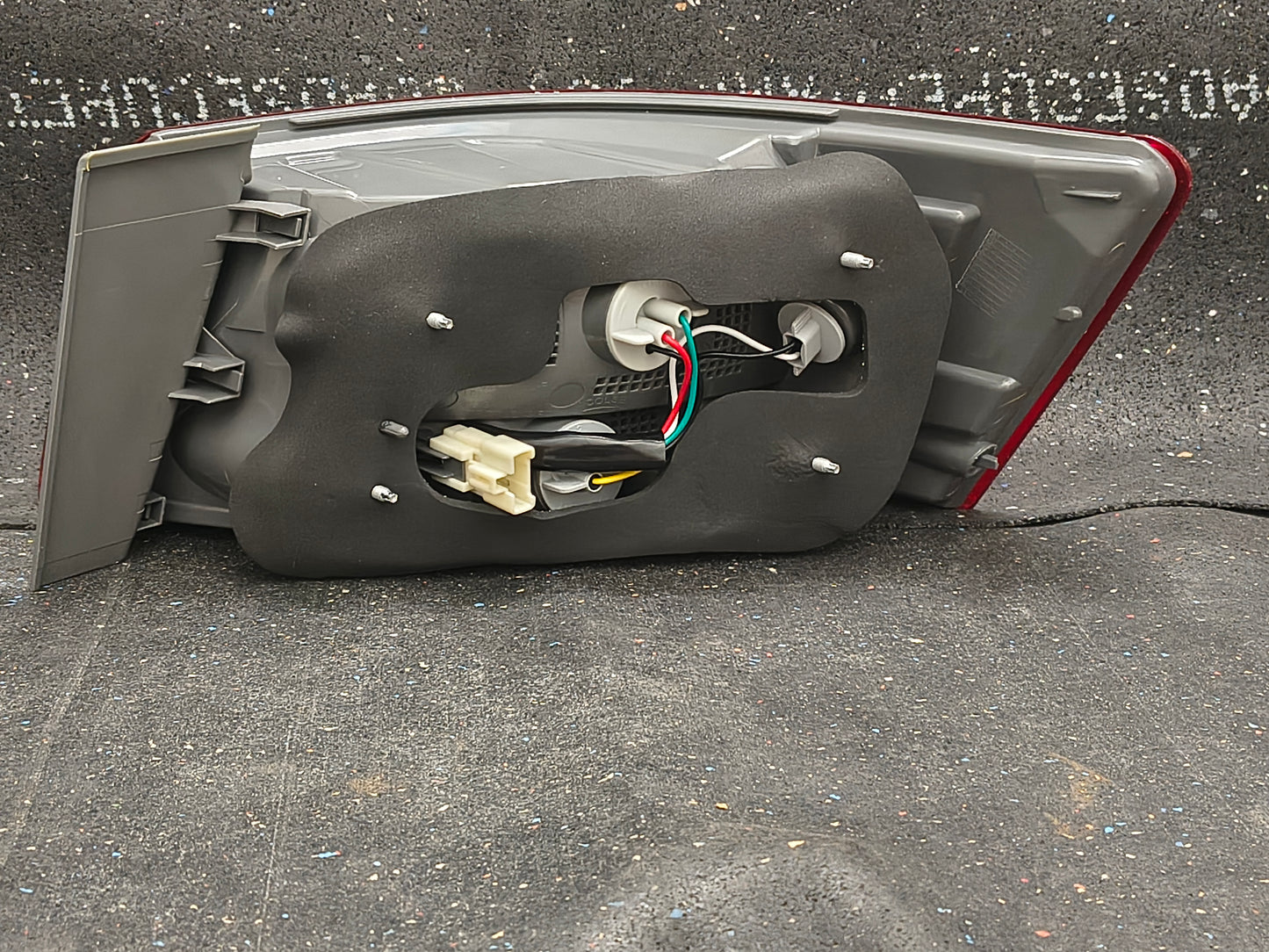 2008–2010 Hyundai Sonata Driver Side Outer Tail Light Assembly (Body/Quarter Panel Mounted) 🚘🚨