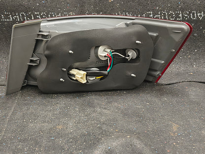 2008–2010 Hyundai Sonata Driver Side Outer Tail Light Assembly (Body/Quarter Panel Mounted) 🚘🚨