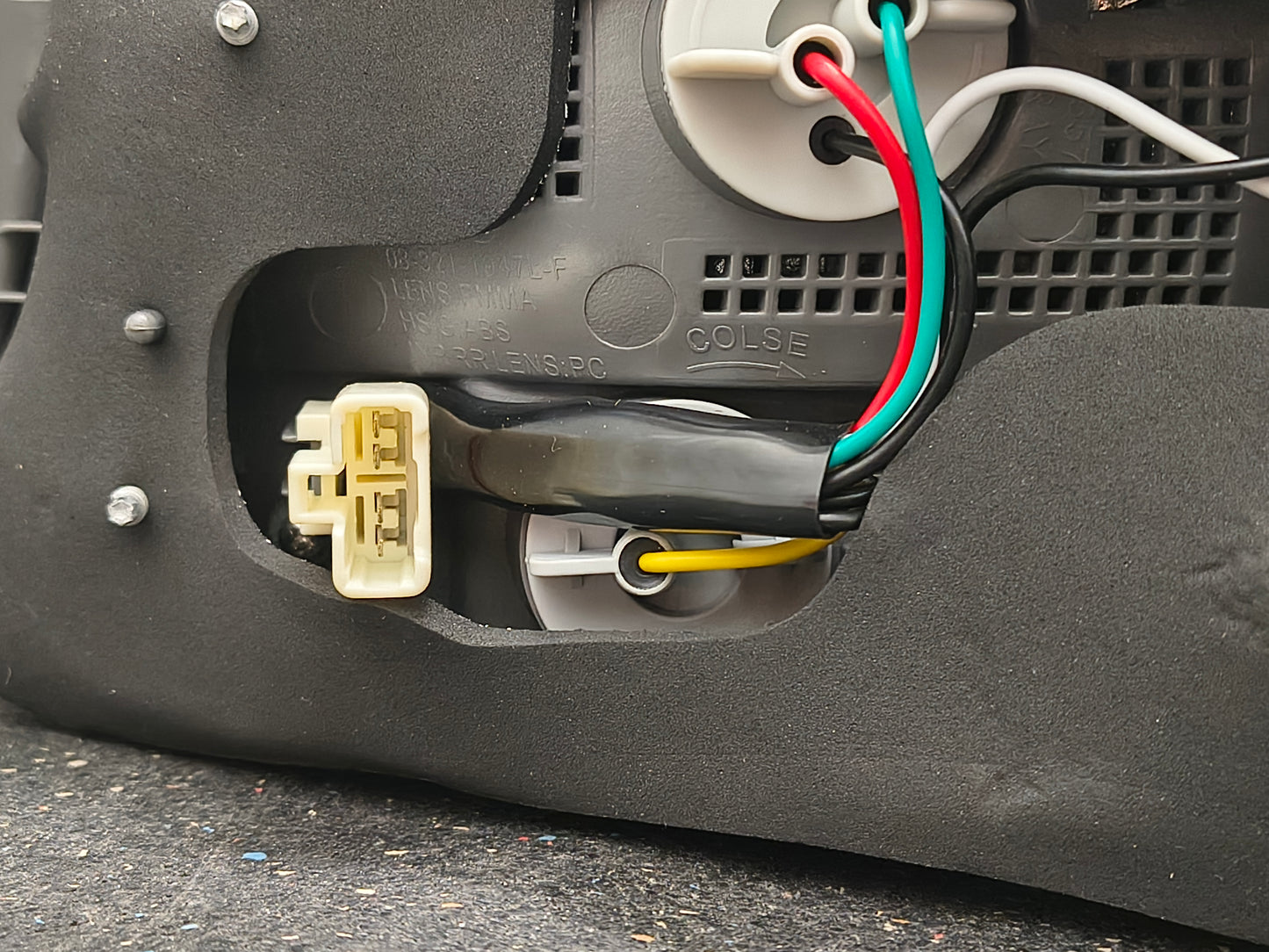 2008–2010 Hyundai Sonata Driver Side Outer Tail Light Assembly (Body/Quarter Panel Mounted) 🚘🚨