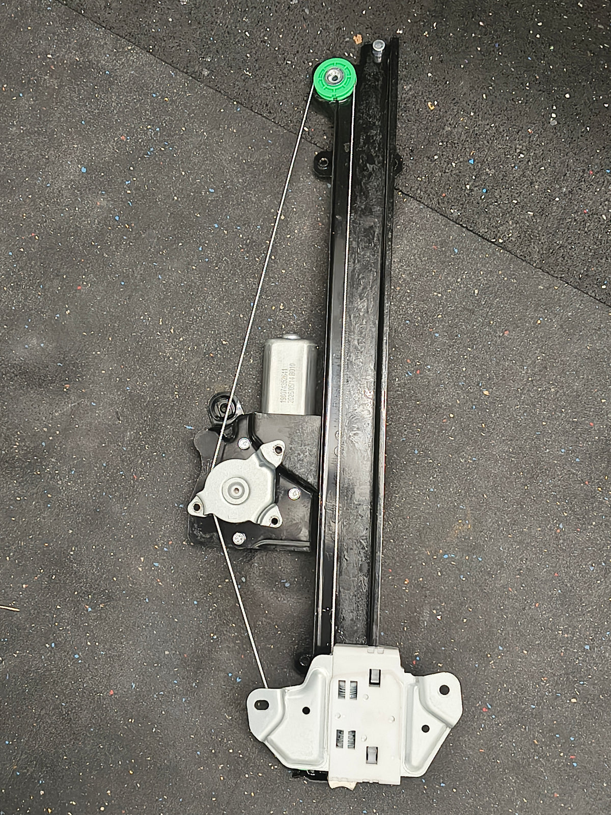 2013–2018 Nissan Altima Front Driver Side Power Window Regulator w/ Motor (Anti-Pinch) 🚘🪟