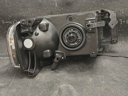 2002–2005 Dodge Ram 1500 & 2003–2005 Ram 2500 / 3500 Driver Side Halogen Headlight Assembly (Clear Lens) 🚘💡