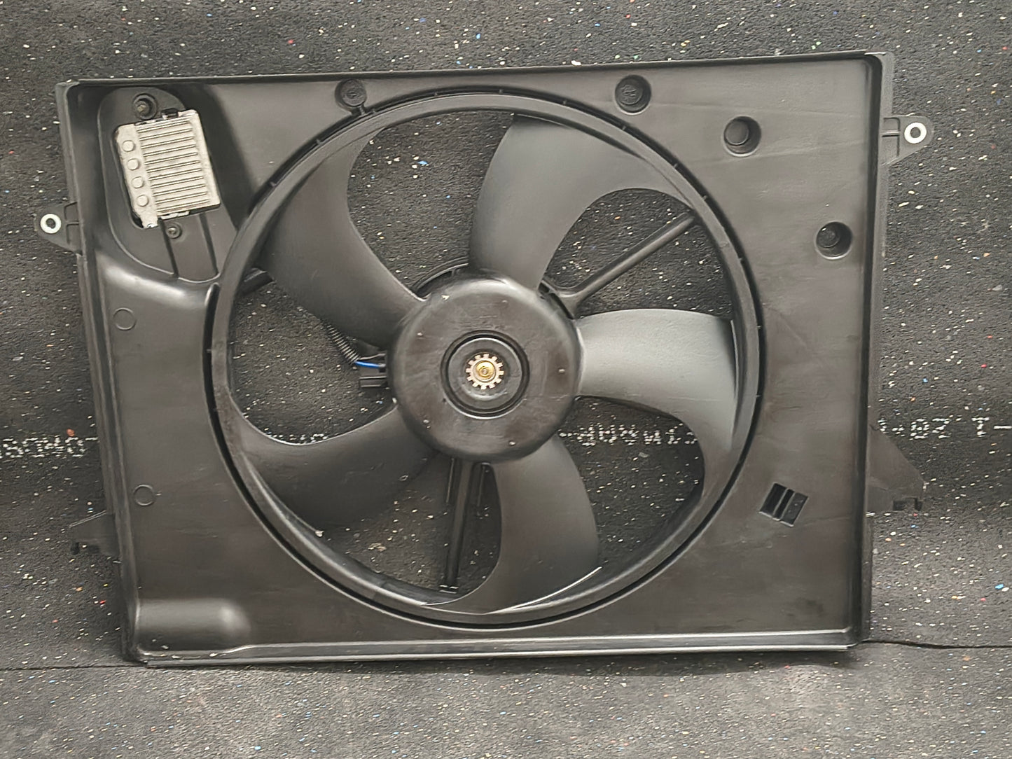 2015–2017 Hyundai Sonata 2.4L Engine Cooling Radiator Fan Assembly (Single Fan) 🚘🪭