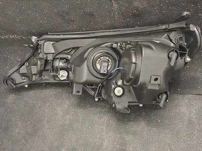 2013–2015 Toyota RAV4 Passenger Side Halogen Headlight Assembly (USA Built) 🚘💡