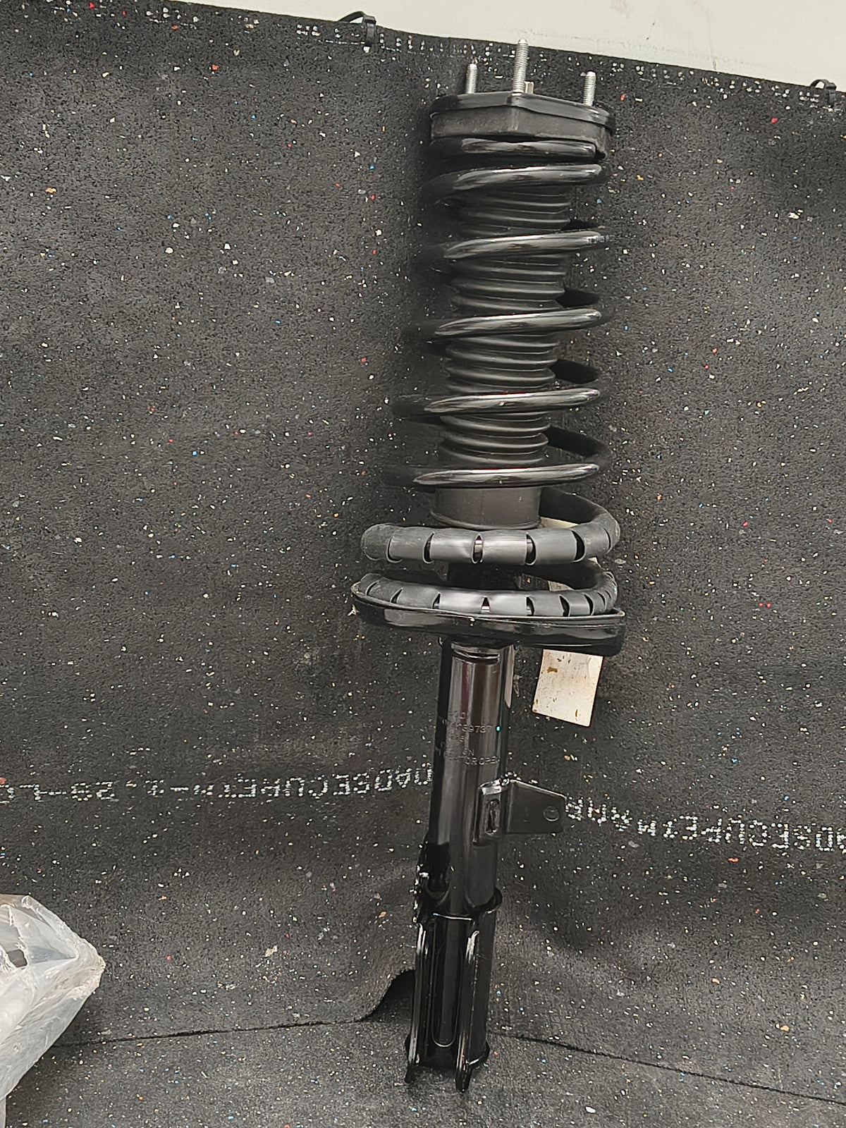 1997–2001 Toyota Camry / 1997–1999 Avalon / 1997–2001 Lexus ES300 Rear Driver Side Fully Loaded Quick-Strut Assembly (3.0L V6) 🚘🏎️