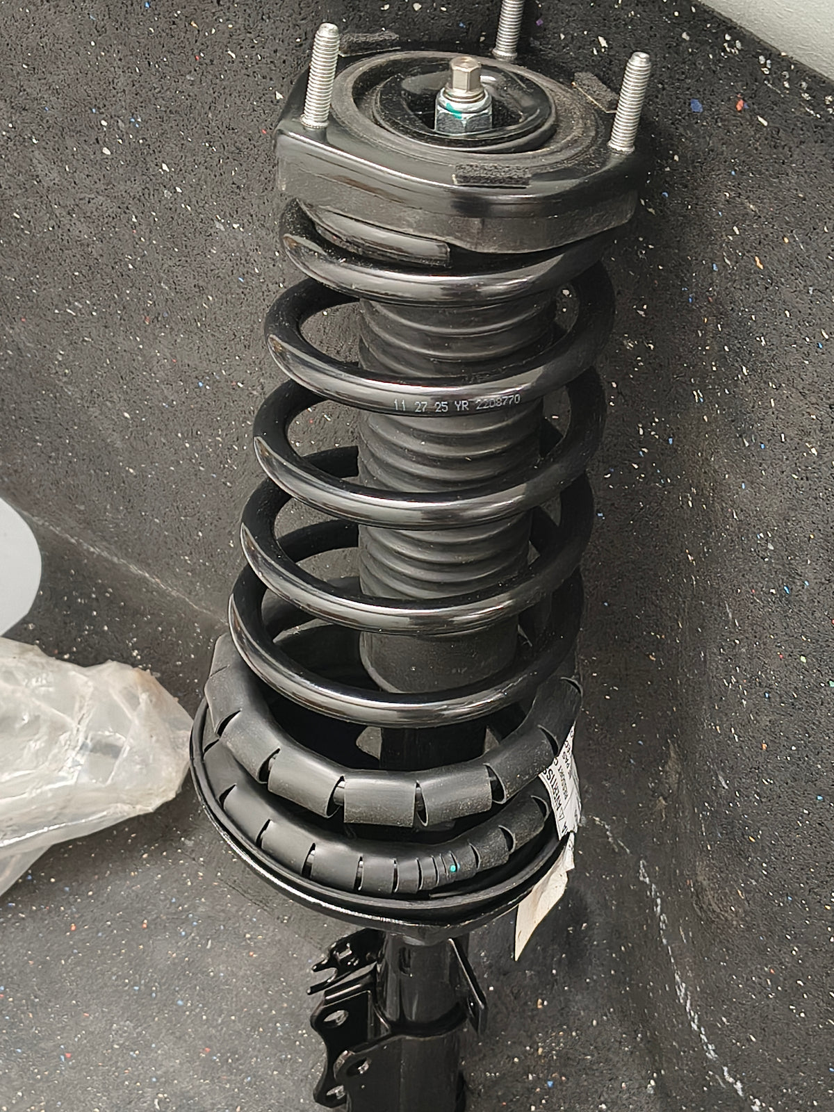 1997–2001 Toyota Camry / 1997–1999 Avalon / 1997–2001 Lexus ES300 Rear Driver Side Fully Loaded Quick-Strut Assembly (3.0L V6) 🚘🏎️