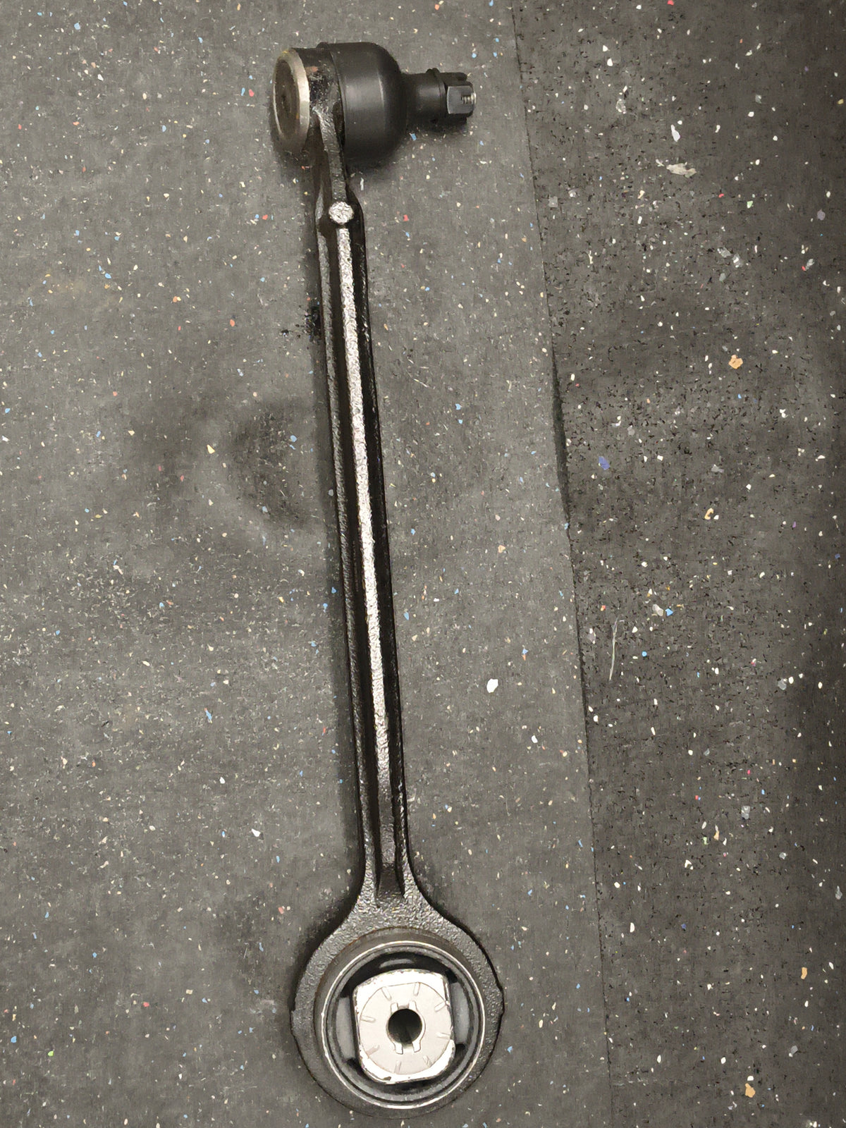 2011–2023 Chrysler 300 / Dodge Charger / Dodge Challenger Front Passenger Side Lower Forward Control Arm w/ Ball Joint (Moog CK622224) 🚘⚙️