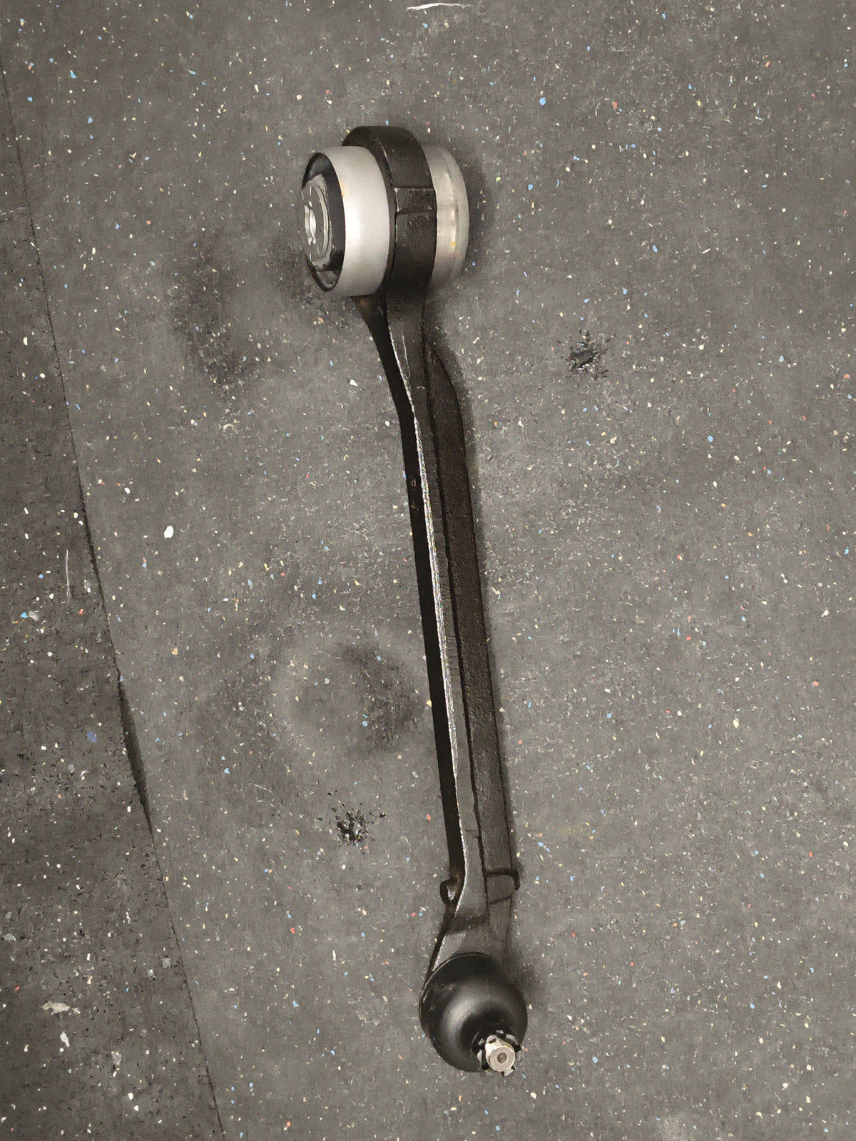 2011–2023 Chrysler 300 / Dodge Charger / Dodge Challenger Front Passenger Side Lower Forward Control Arm w/ Ball Joint (Moog CK622224) 🚘⚙️