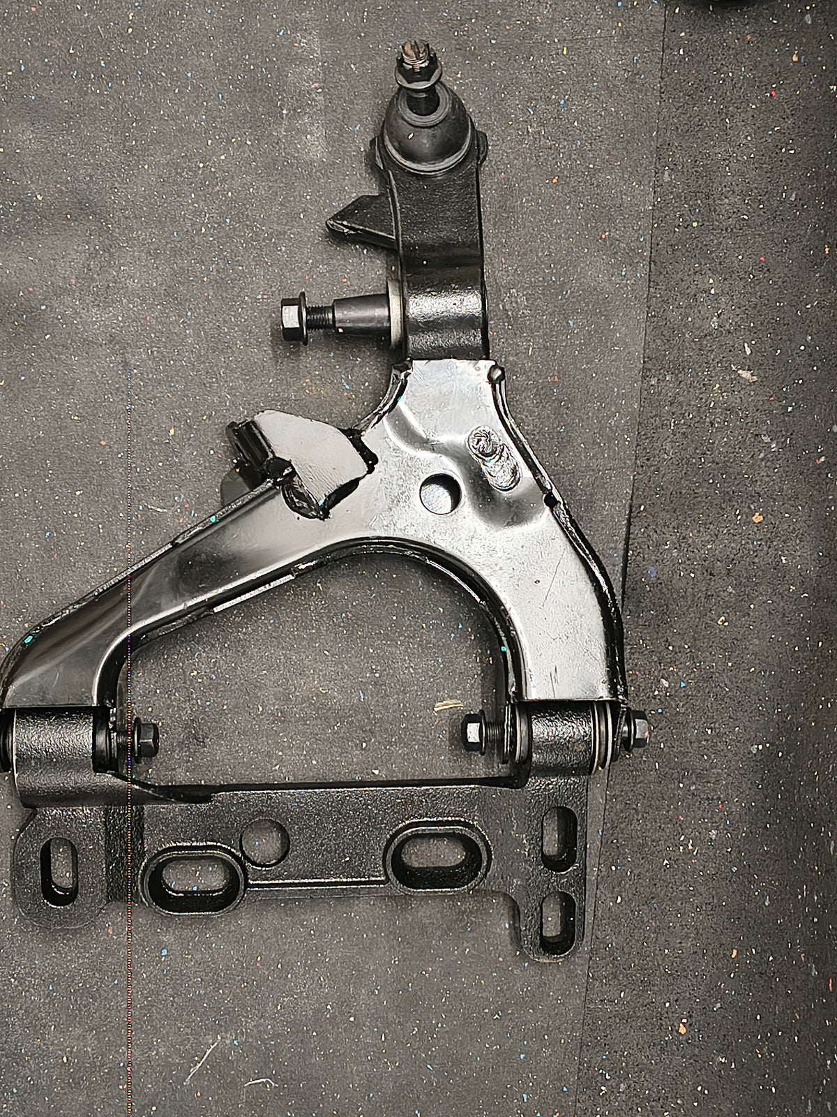 2004–2007 Chevrolet Trailblazer / GMC Envoy Front Driver Side Lower Control Arm w/ Ball Joint (Detroit Axle K620467) 🚘⚙️