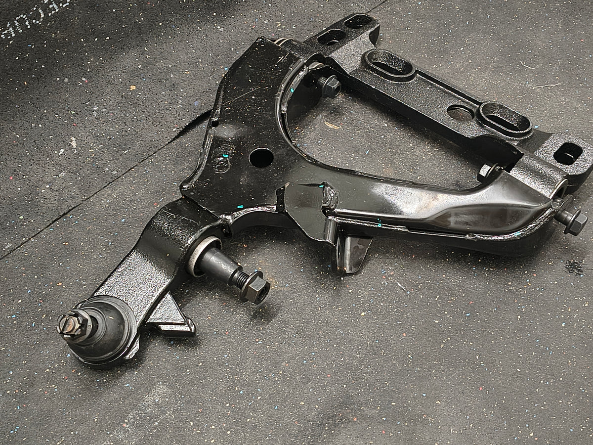 2004–2007 Chevrolet Trailblazer / GMC Envoy Front Driver Side Lower Control Arm w/ Ball Joint (Detroit Axle K620467) 🚘⚙️