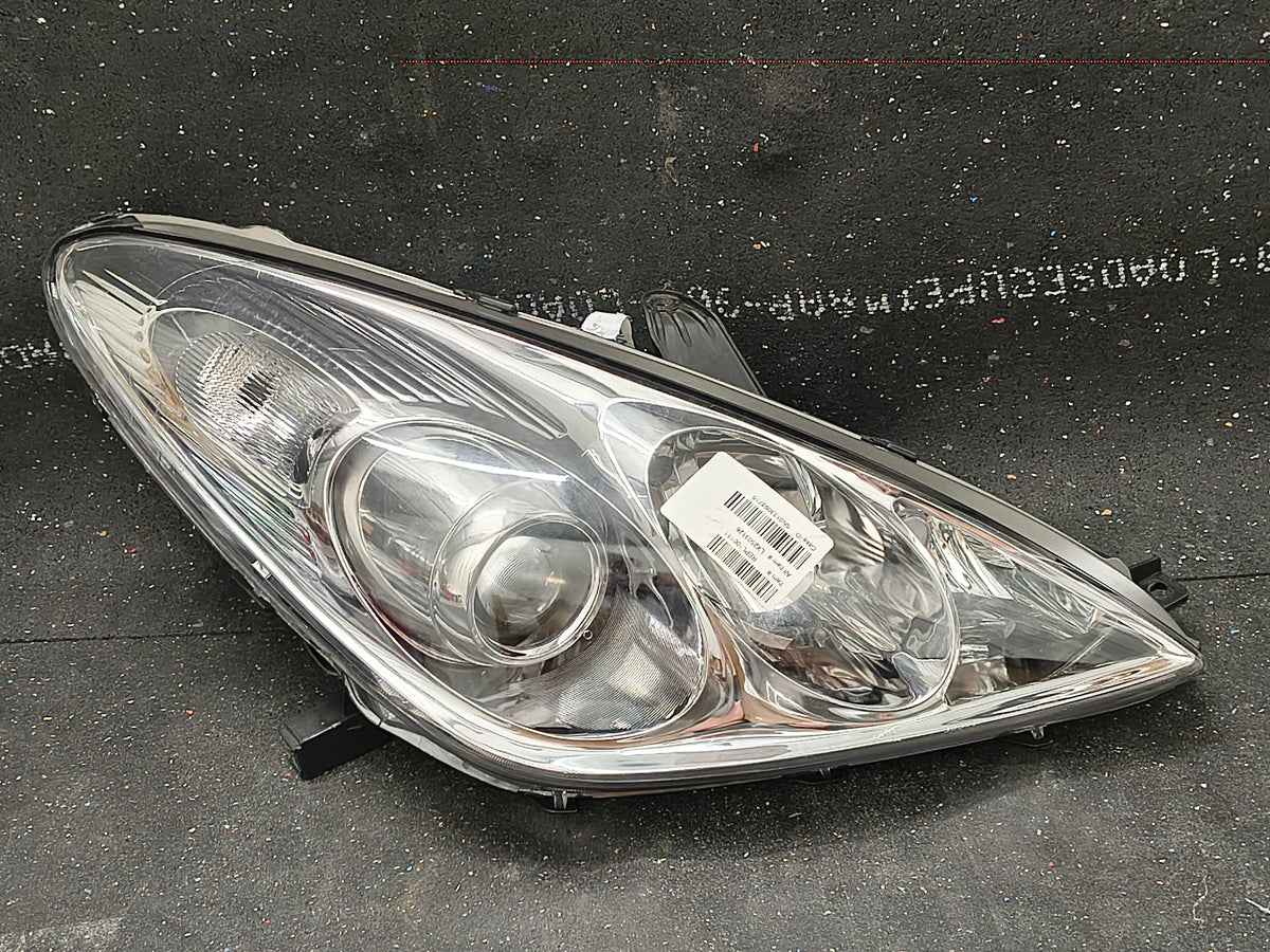 2005–2006 Lexus ES330 Passenger Side Halogen Headlight Assembly 🚘⚙️