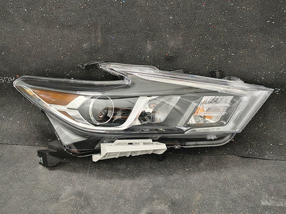 2016–2018 Nissan Maxima Passenger Side Halogen Headlight Assembly 🚘⚙️