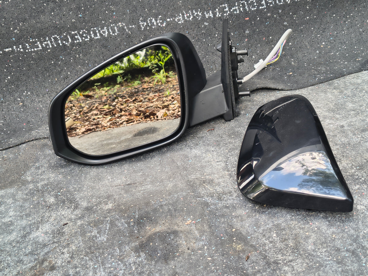 2014–2018 Toyota Highlander Driver Side Power View Mirror Assembly 🚘⚙️