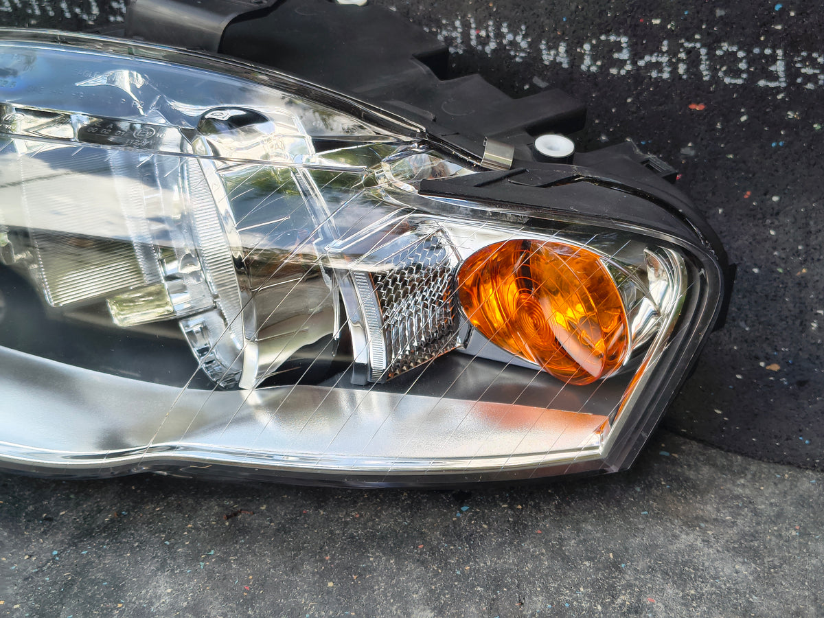 2005–2009 Audi A4 / A4 Quattro Driver Side Halogen Headlight Assembly 🚘💡