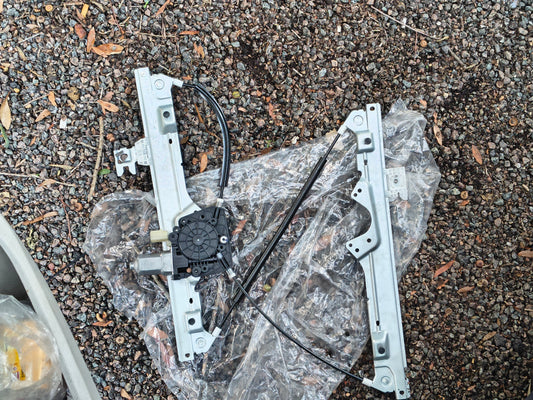 2007–2012 Nissan Sentra Front Driver Side Power Window Regulator with Motor (6-Pin Connector) 🚘🪟