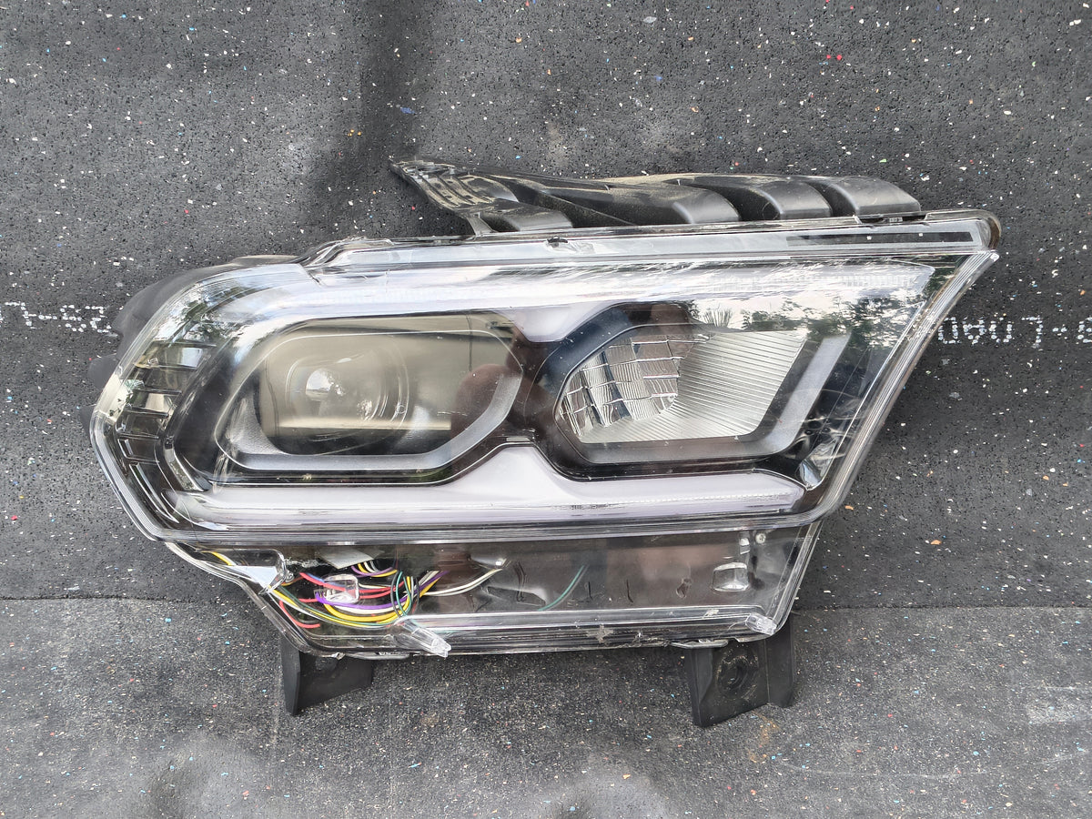 2021–2025 Dodge Durango Passenger Side Full LED Headlight Assembly (Black Interior) 🚘💡