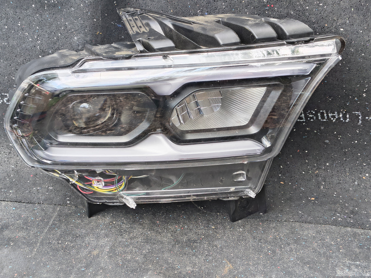2021–2025 Dodge Durango Passenger Side Full LED Headlight Assembly (Black Interior) 🚘💡