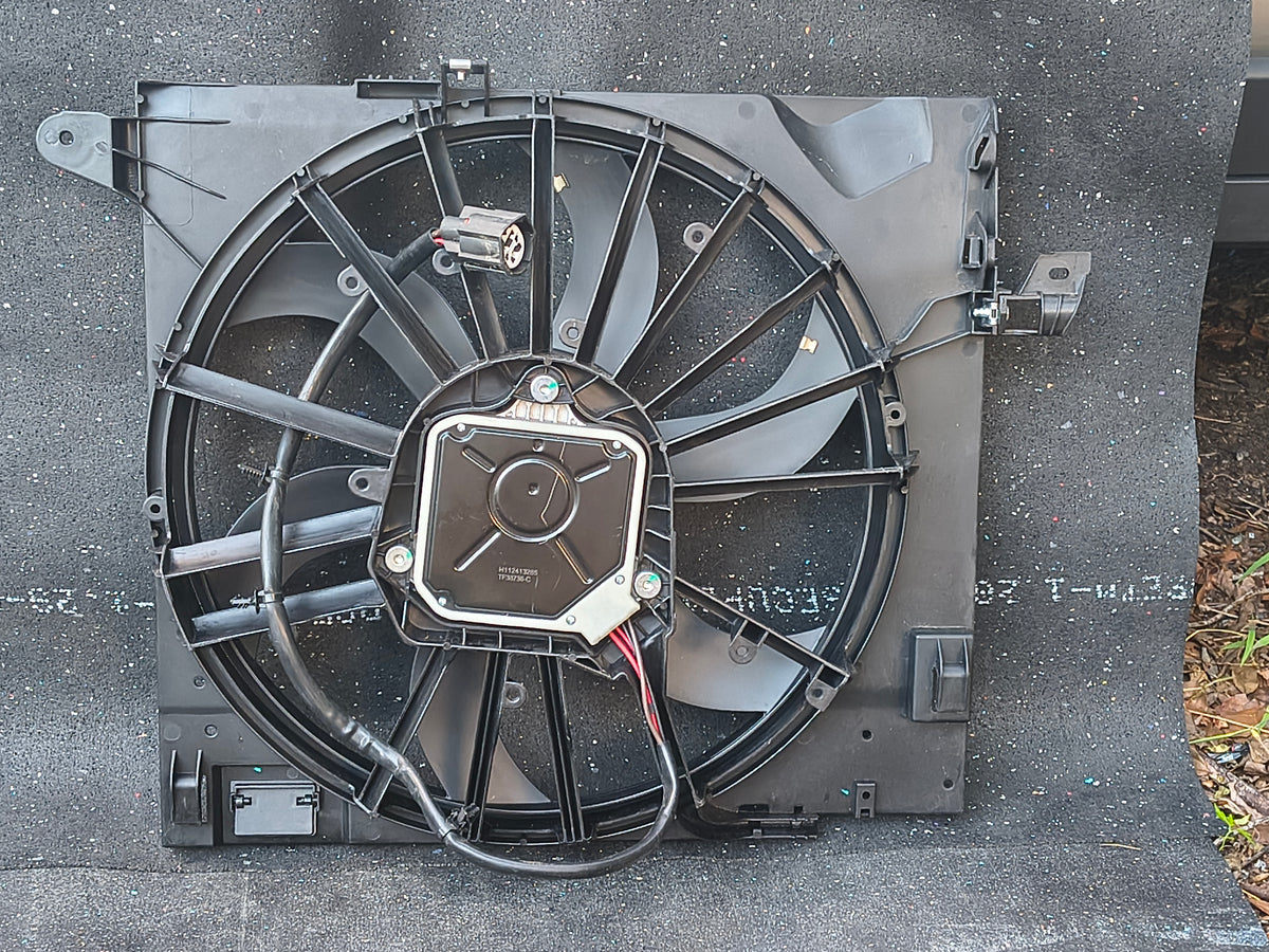 2013–2015 Jaguar XF 2010-2019 XJ Engine Radiator Cooling Fan Assembly w/ Shroud (2.0L Turbo) 🚘⚡