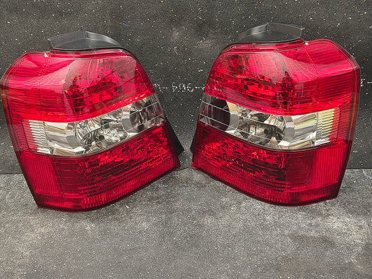 2004–2007 Toyota Highlander Driver & Passenger Side Halogen Tail Light Pair 🔴🚨