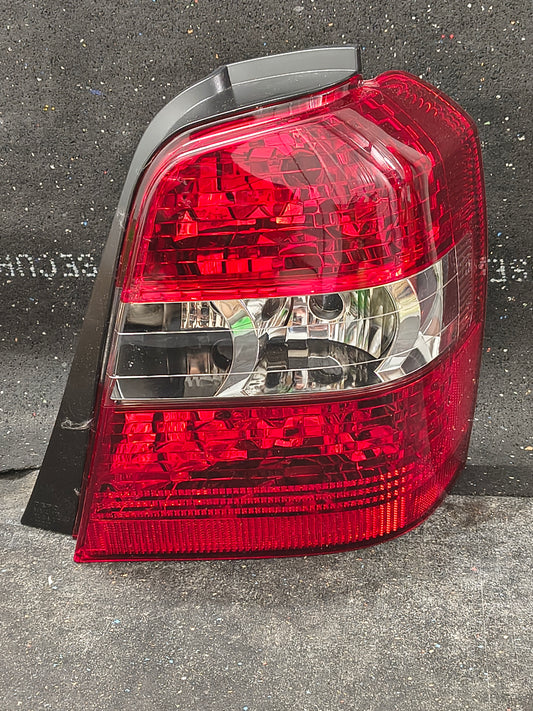 2004–2007 Toyota Highlander Driver & Passenger Side Halogen Tail Light Pair 🔴🚨
