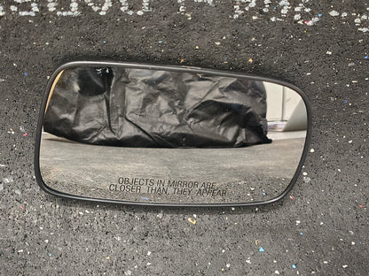 2000–2005 Toyota Echo Passenger Side Replacement Mirror Glass 🚘🪟