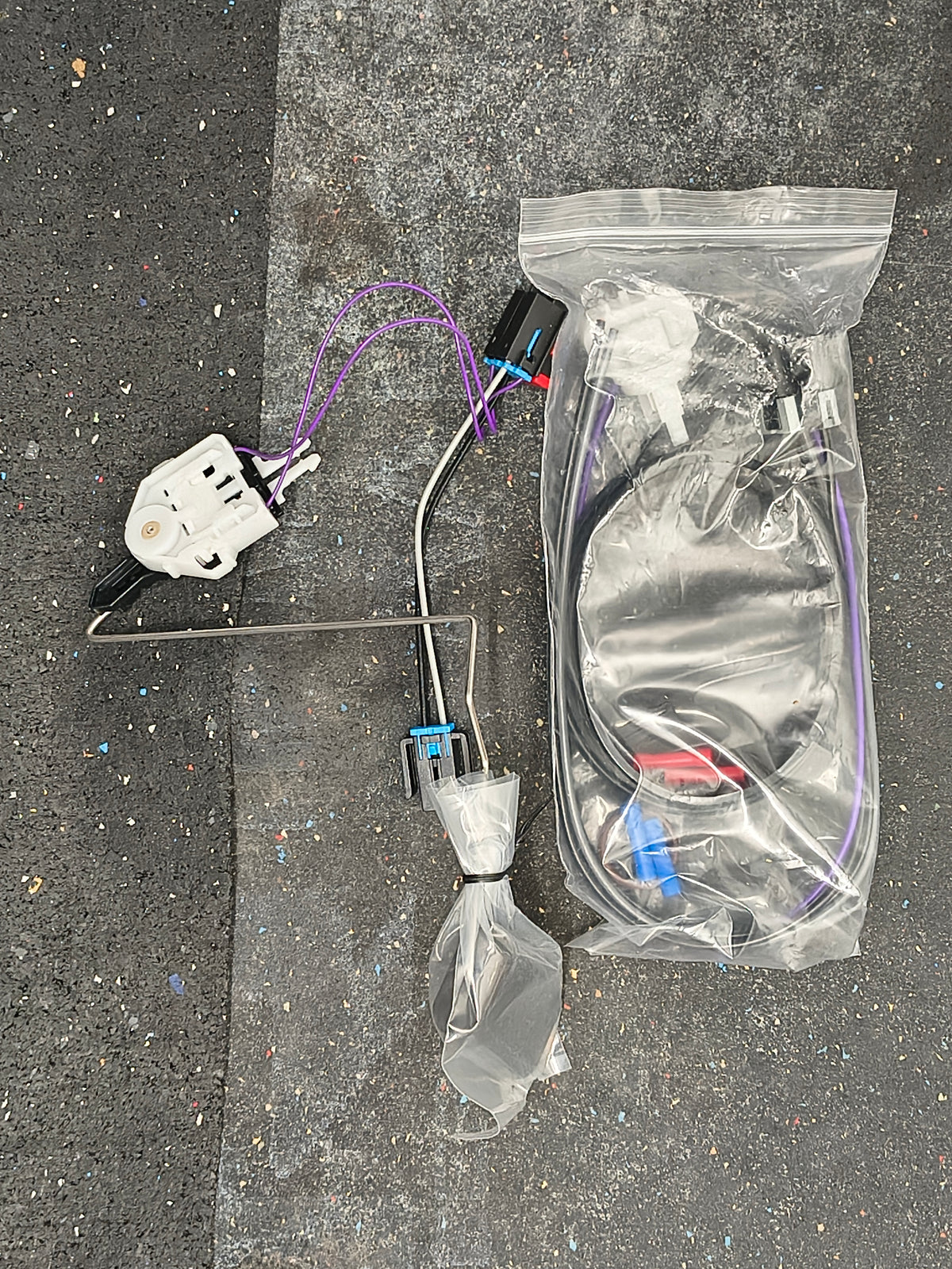 2002–2003 Cadillac Escalade Fuel Level Sensor Sending Unit ⛽🚘