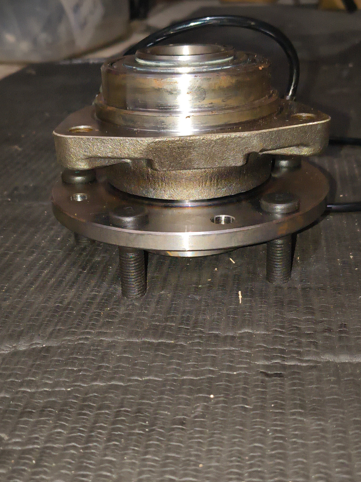 1997–2005 Chevy S10, GMC Sonoma, Jimmy, Blazer & Isuzu Hombre Front Wheel Hub & Bearing Assembly w/ ABS Sensor 🛞🚘