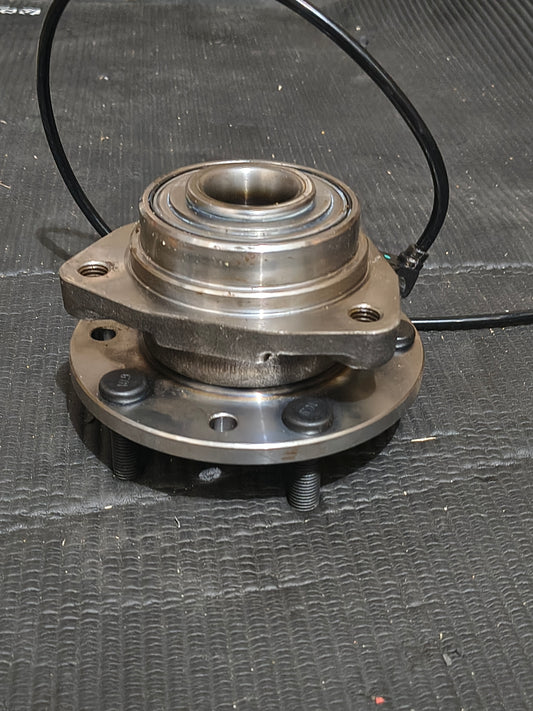 1997–2005 Chevy S10, GMC Sonoma, Jimmy, Blazer & Isuzu Hombre Front Wheel Hub & Bearing Assembly w/ ABS Sensor 🛞🚘