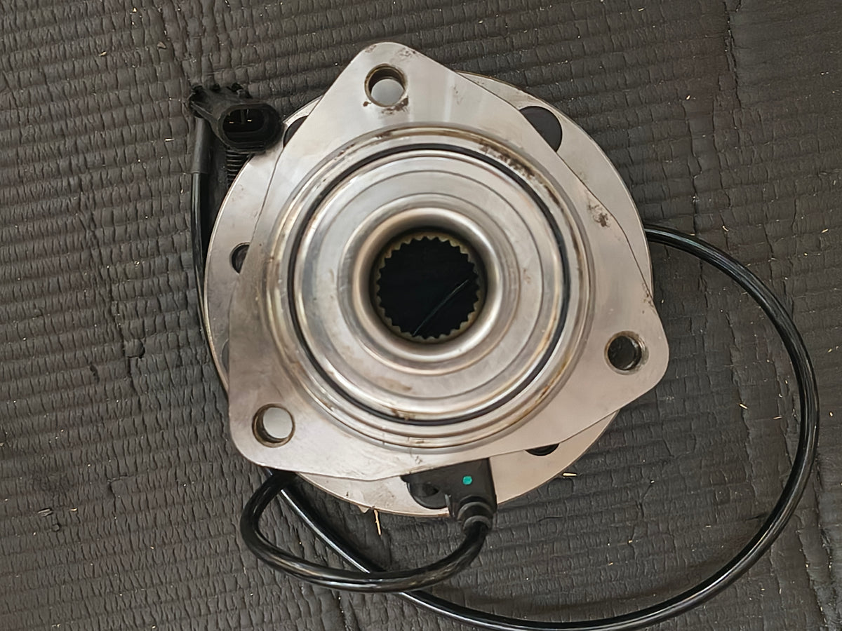 1997–2005 Chevy S10, GMC Sonoma, Jimmy, Blazer & Isuzu Hombre Front Wheel Hub & Bearing Assembly w/ ABS Sensor 🛞🚘