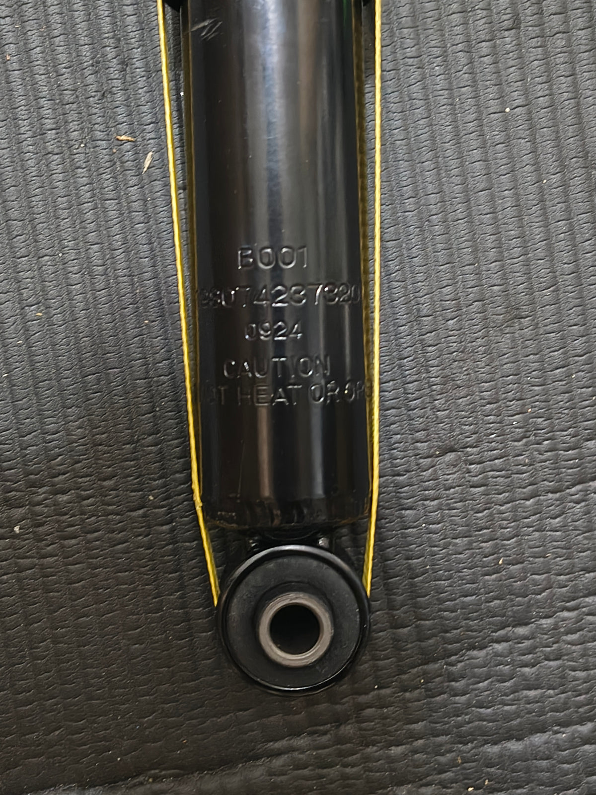 1987–2007 Dodge Caravan / Chrysler Town & Country Rear Shock Absorber 🚐⚙️