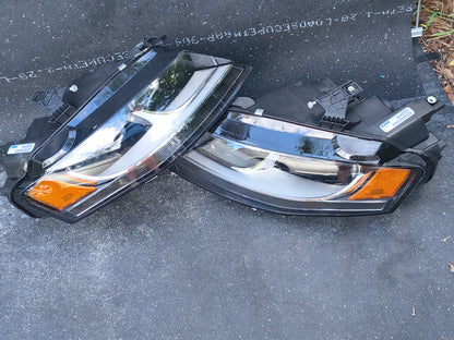 2009–2012 Audi A4 / A4 Quattro Driver and Passenger Side Halogen Headlight Set (With Bulbs) 💡🚘