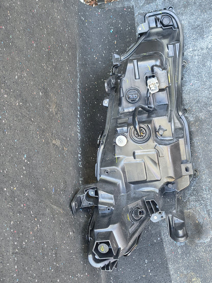2019–2024 Toyota Camry Driver Side LED Headlight Assembly 💡🚘