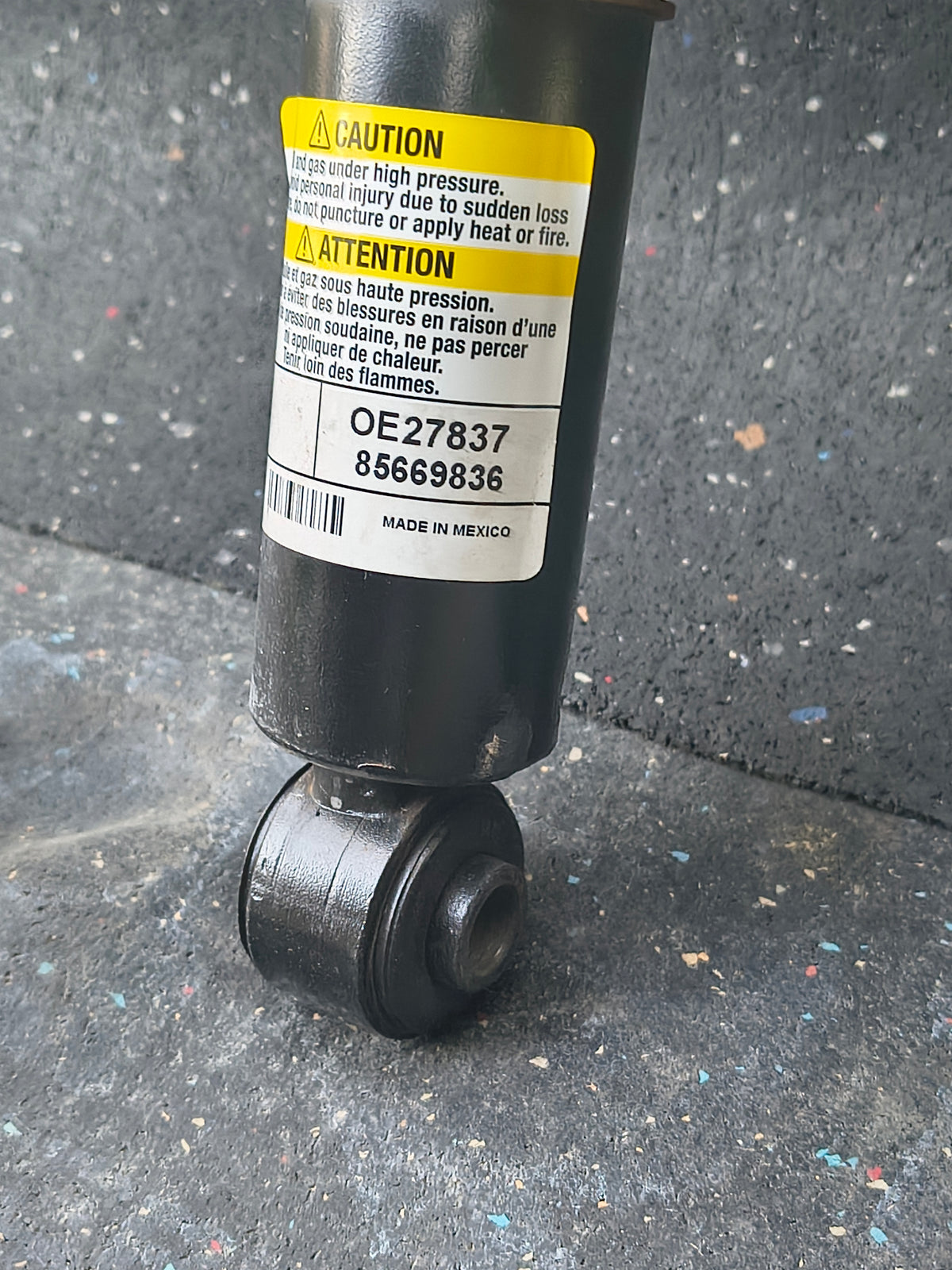 2016–2020 Chevy Tahoe, Suburban, GMC Yukon & Cadillac Escalade Rear ACDelco Air Shock Absorbers (Pair) 🚐⚙️