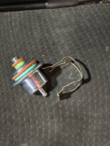 2002–2006 Chevrolet & GMC 5.3L V8 Fuel Pressure Regulator ⛽⚙️ Fitment