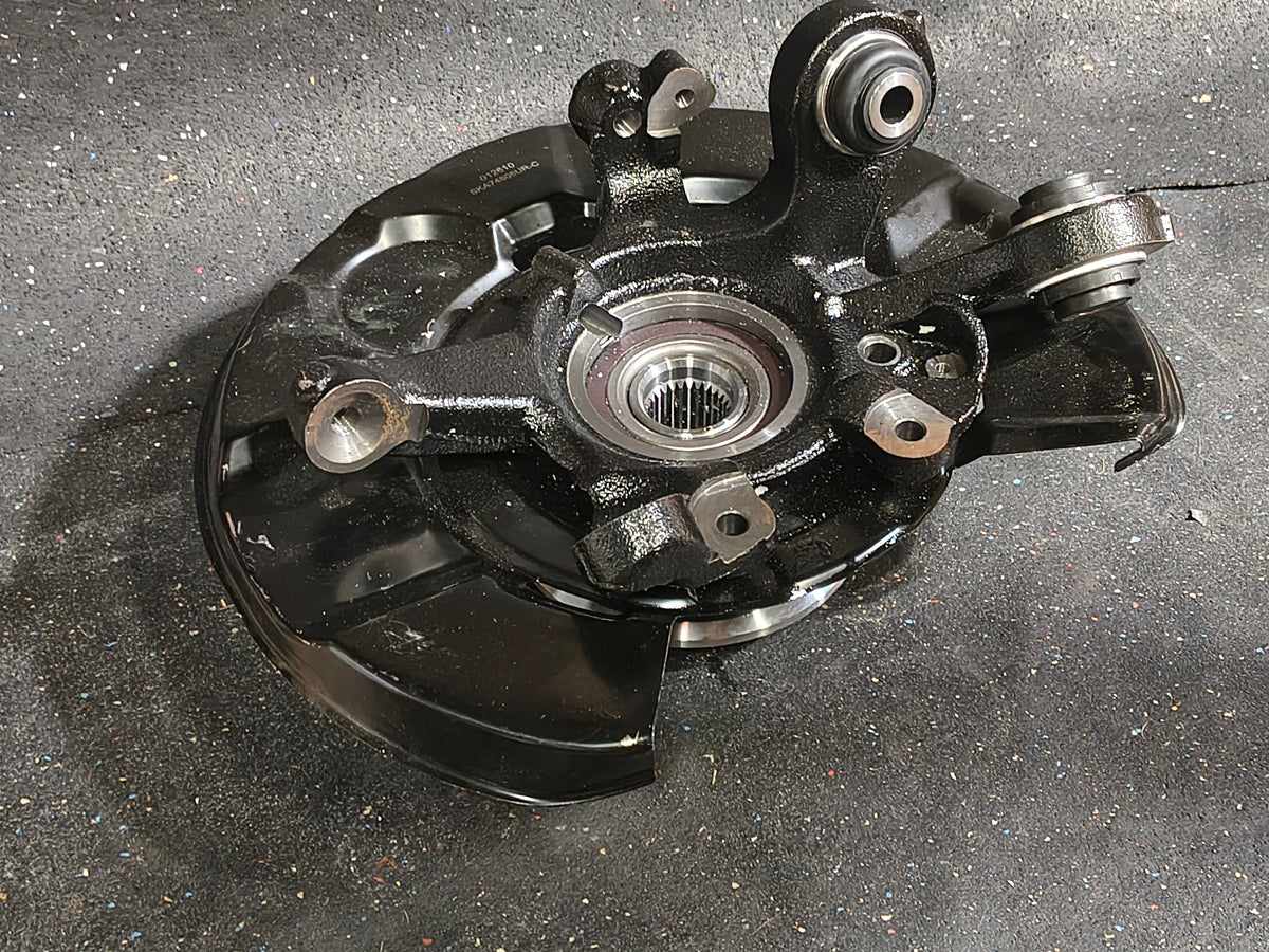 2006–2013 BMW 3 Series Rear Passenger Side Steering Knuckle & Hub Bearing Assembly ⚙️🚘
