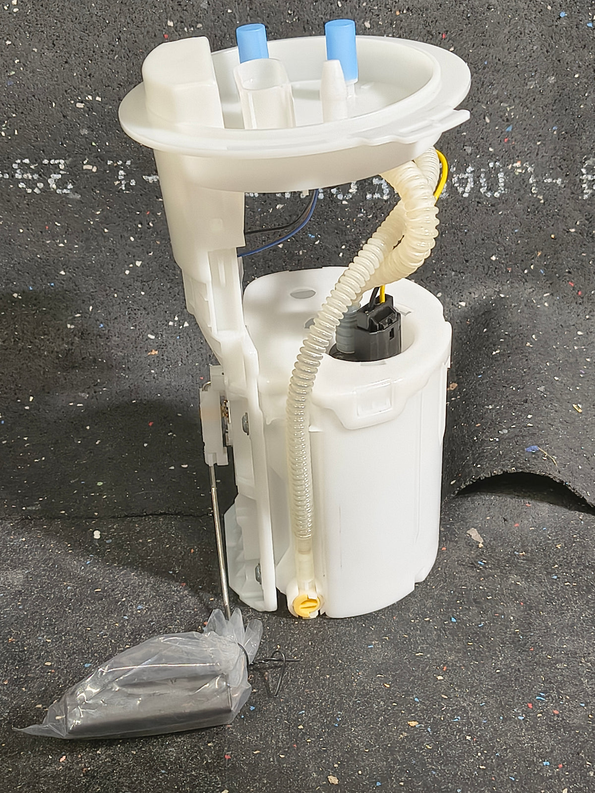 2005–2008 Volkswagen In-Tank Fuel Pump Assembly ⛽🚘