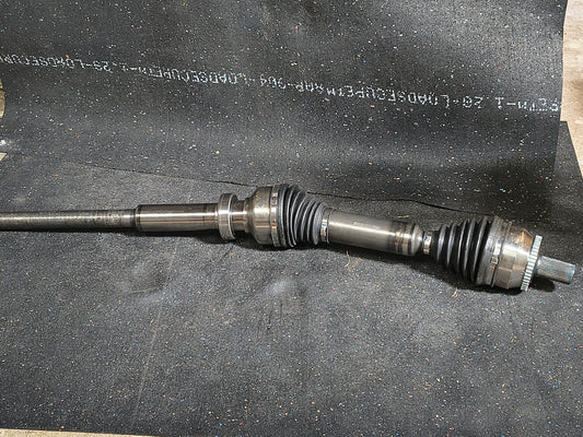 2007–2014 Volvo XC90 Front Passenger Side Axle Assembly (AWD) 🚘⚙️