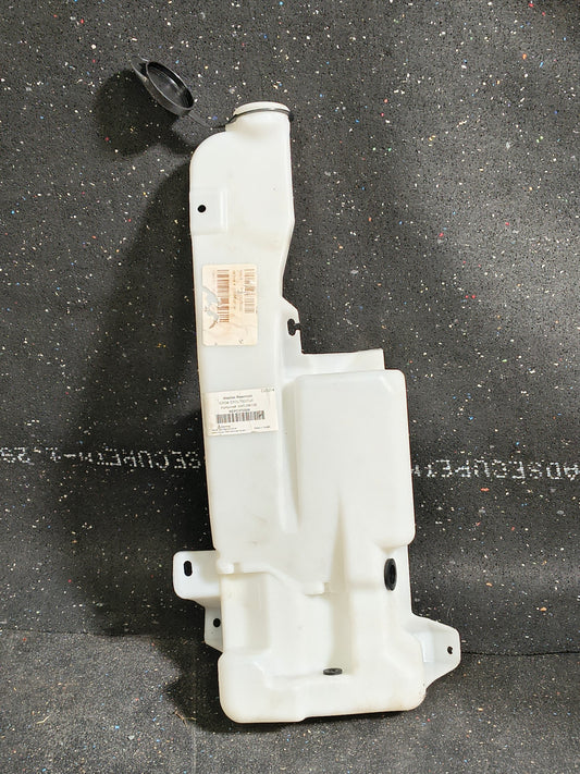 1999–2007 Chevy Silverado & GMC Sierra Windshield Washer Reservoir Tank 🚘💦