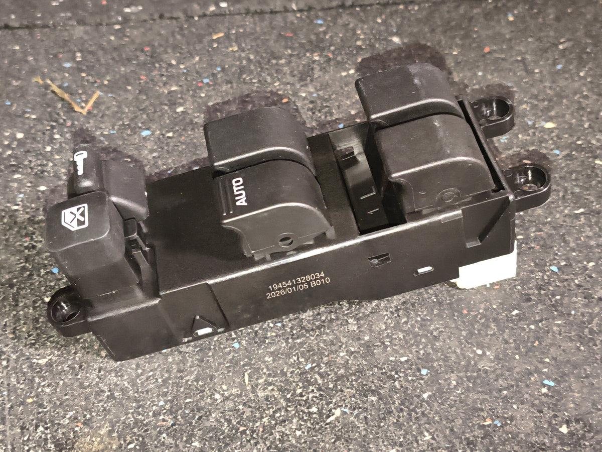 1996–1999 Nissan Pathfinder / Infiniti QX4 & G20 Front Driver Side Master Power Window Switch 🪟🚘