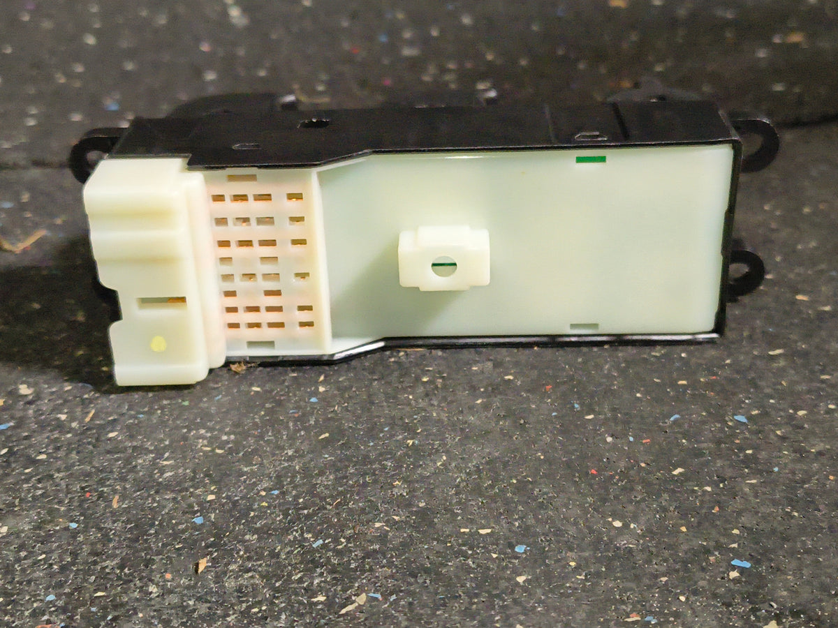 1996–1999 Nissan Pathfinder / Infiniti QX4 & G20 Front Driver Side Master Power Window Switch 🪟🚘