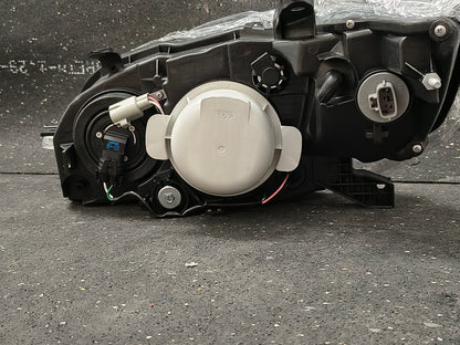 2008–2009 Subaru Outback / Legacy Passenger Side Halogen Headlight 🚨🚘
