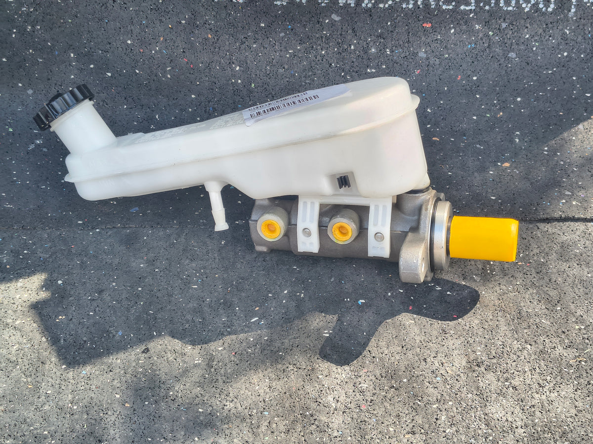 2009–2020 Dodge Journey / 2008–2014 Dodge Grand Caravan & Chrysler Town & Country Brake Master Cylinder Assembly 🛑🚘