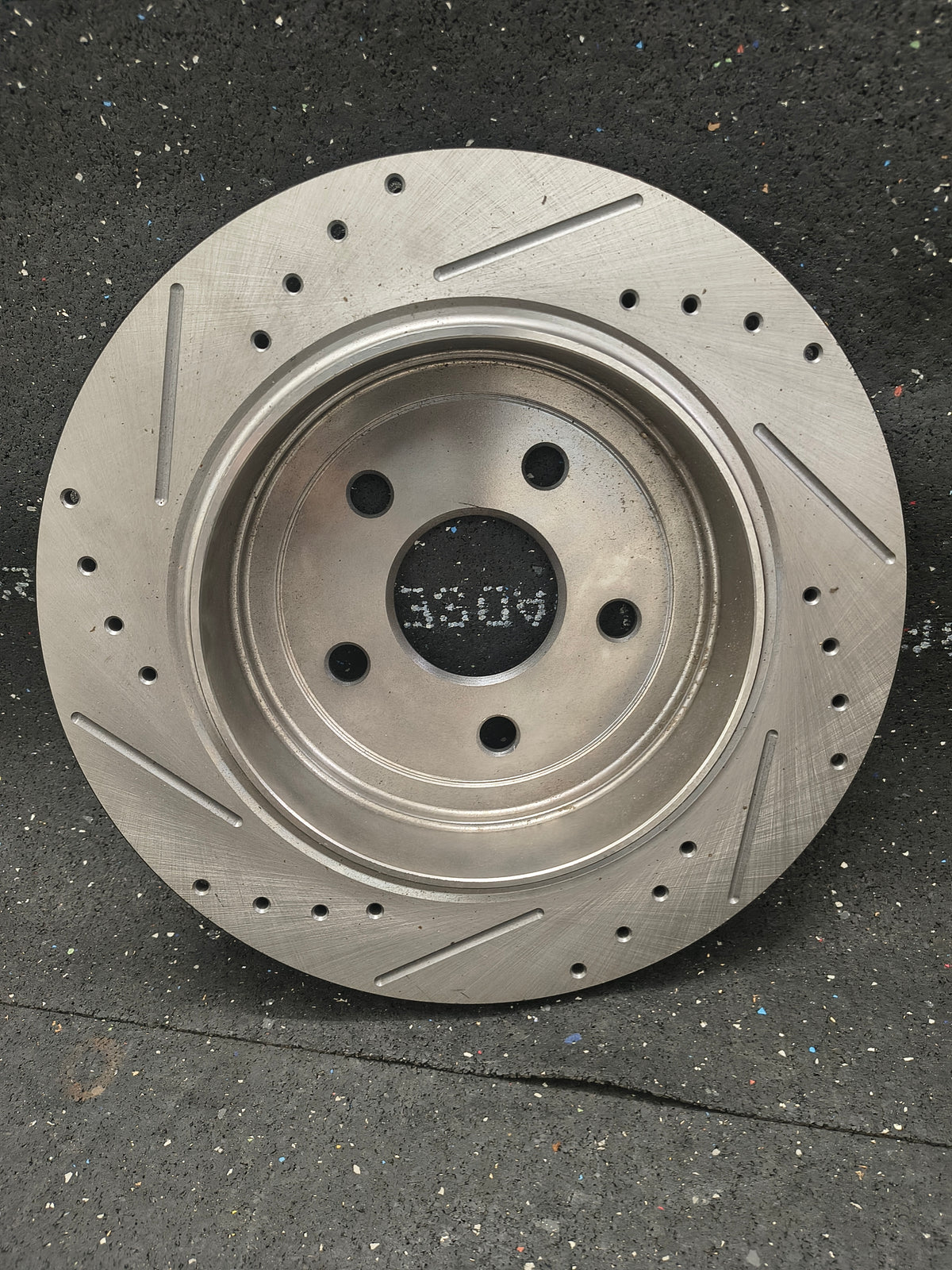 2011–2020 Dodge Durango & Jeep Grand Cherokee Rear Drilled & Slotted Brake Rotors + Ceramic Pads Kit 🛑🚘