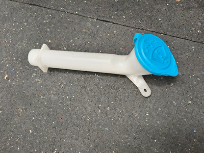2005–2008 Nissan Pathfinder & Xterra Windshield Washer Reservoir Assembly 💧🚘