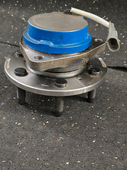 2004–2011 Cadillac CTS, STS & SRX Front / Rear Wheel Hub & Bearing Assembly w/ ABS Sensor (6 x 115mm Bolt Pattern) ⚙️🚘