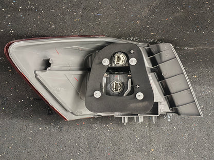 2013–2015 Honda Accord Sedan Passenger Side Outer Tail Light Assembly ⚡🚘