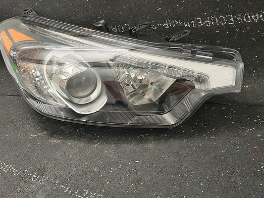 2014–2015 Kia Forte Passenger Side Halogen Headlight Assembly (CAPA Certified) ⚡🚘