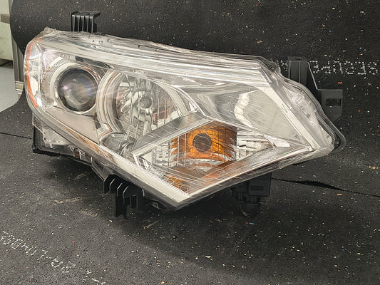 2012–2017 Nissan Quest Passenger Side Halogen Headlight Assembly ⚡🚘