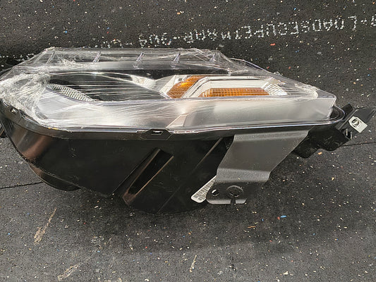 2010–2014 Ford Mustang Driver Side Halogen Headlight Assembly (Coupe / Convertible) ⚡🚘