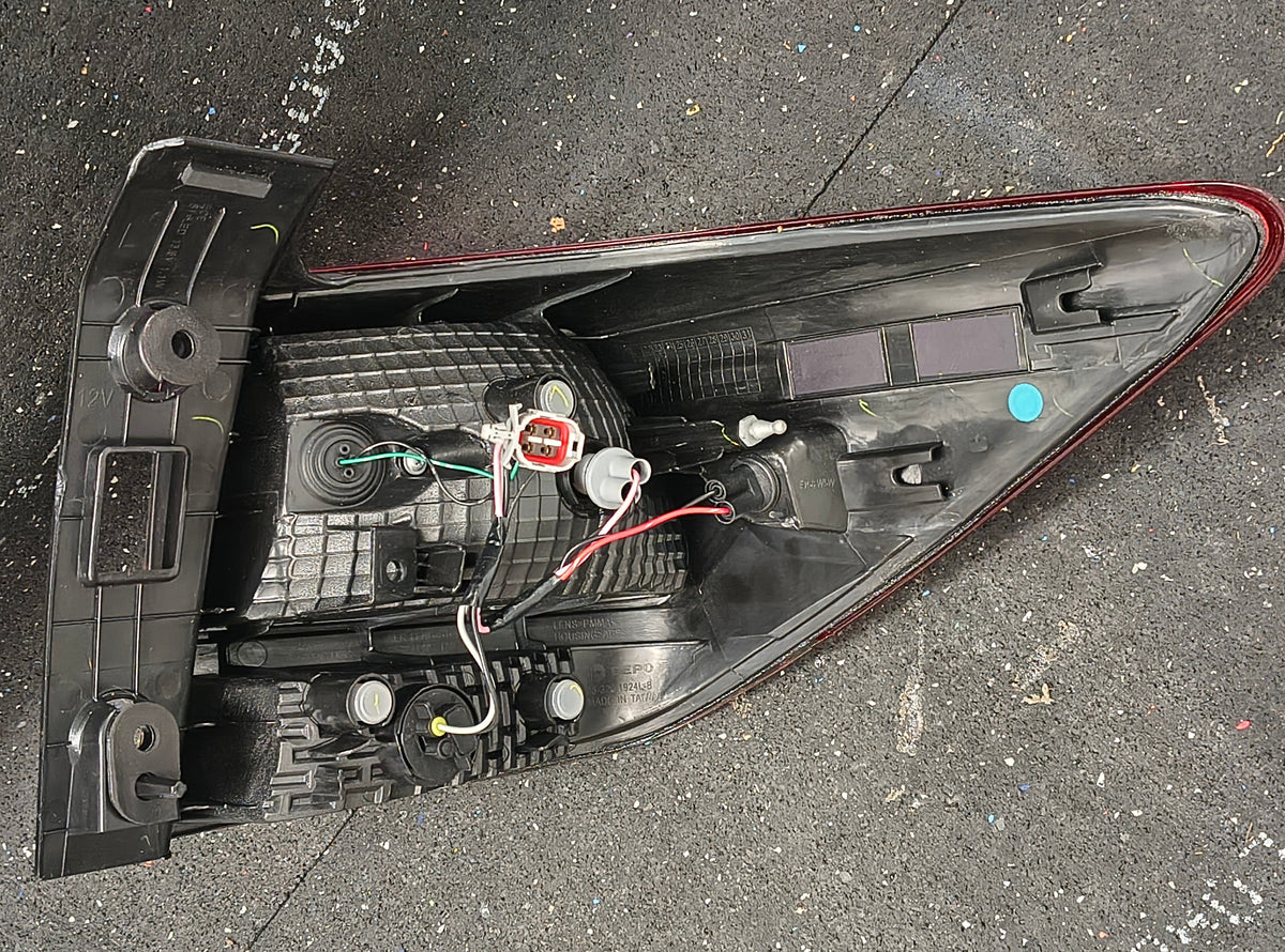 2018–2019 Subaru Crosstrek & 2017-2019 Impreza Driver Side Outer Tail Light Assembly ⚡🚘