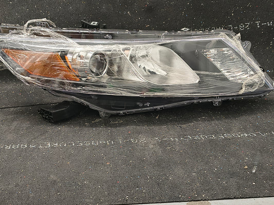 2010–2012 Honda Accord Crosstour Driver & Passenger Side Halogen Headlight Assemblies (Pair Set - CAPA Certified) ⚡🚘